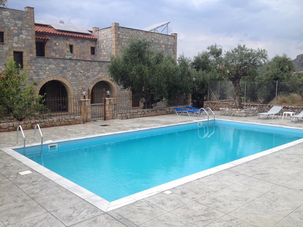 Ιώ Βίλα Στούπα Εξωτερικό φωτογραφία
